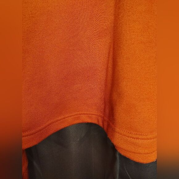 New Balance Burgundy Turtleneck Sweater - Picture 6 of 9